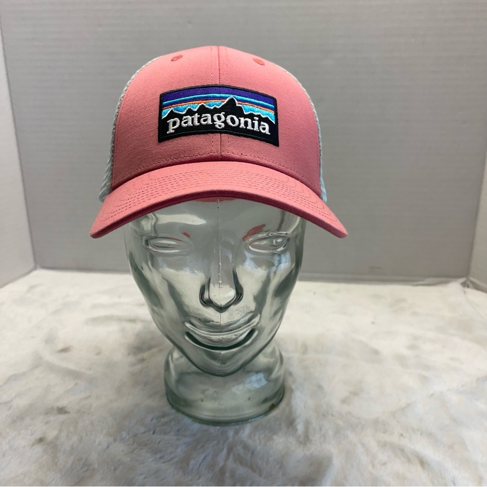 Patagonia Coral and Light Gray Cap - Picture 8 of 10